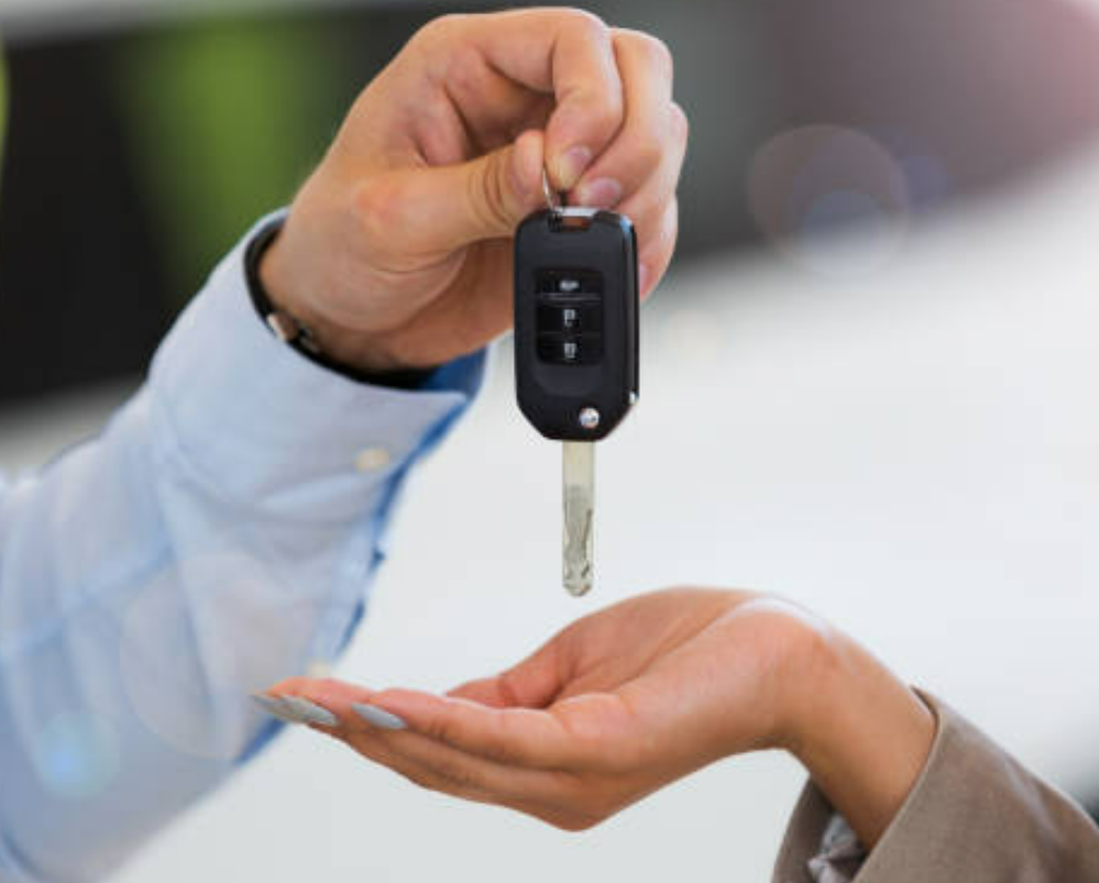 Alt text: "Mobile car locksmith services in Ohio by ABC Locksmith - Reliable and fast automotive lock solutions for emergencies and key replacements."