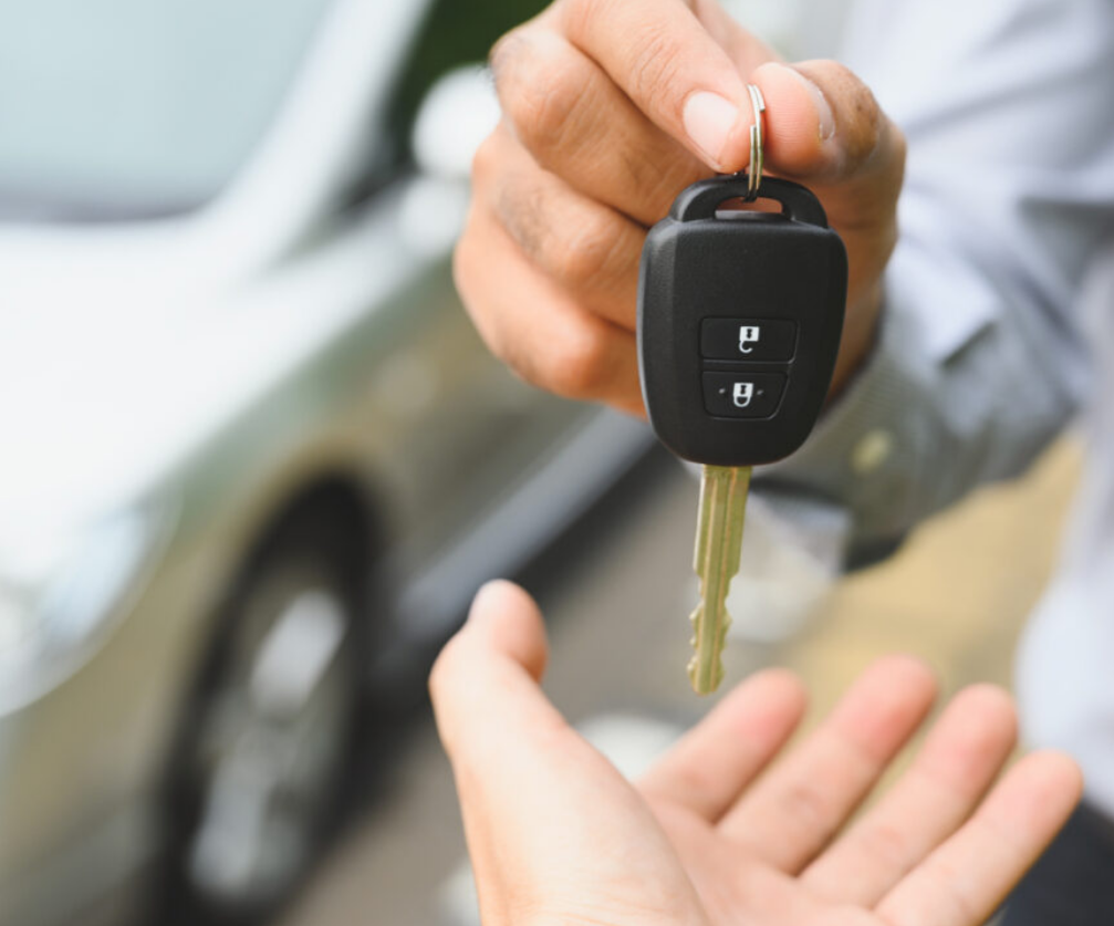 Image alt text: "ABC Locksmith Ohio offering expert car key replacement services in Columbus - reliable and efficient solutions for lost or broken keys."